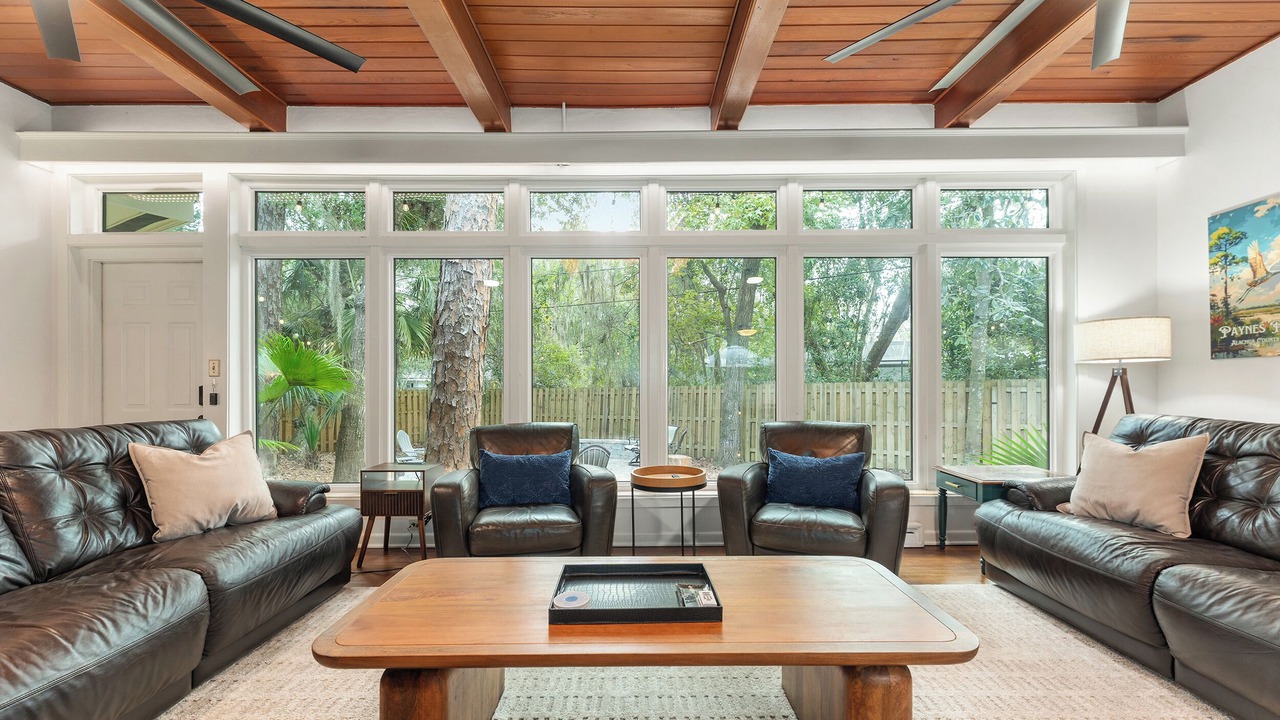 Photo of Livingroom in Gainesville