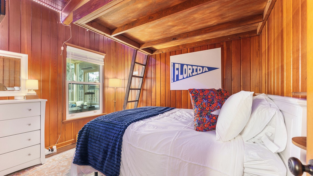 Photo of Bedroom in Gainesville