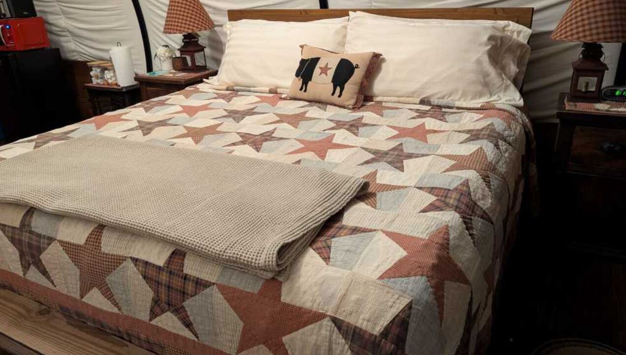 Photo of Bedroom in Putnam Hall