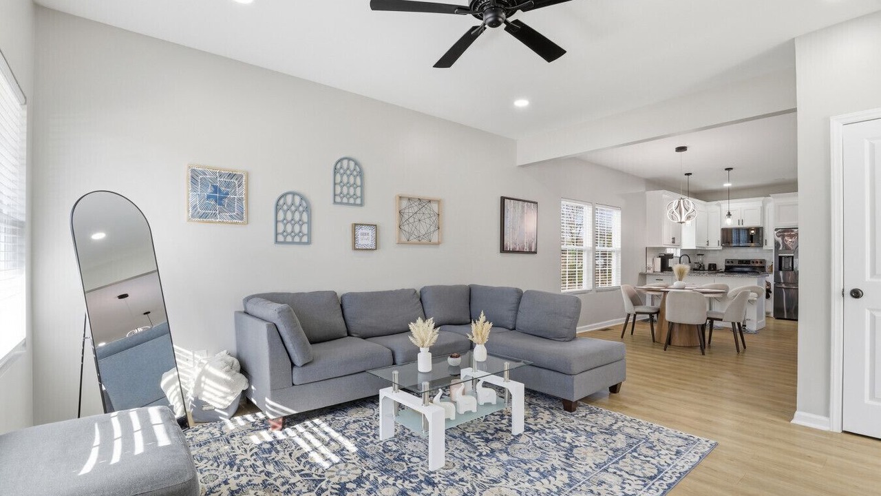 Photo of Livingroom in Judson