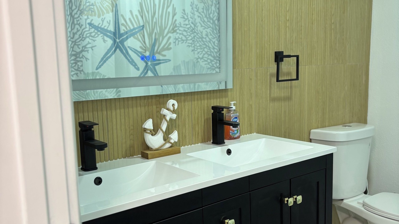 Photo of Bathroom in Flor-a-mar