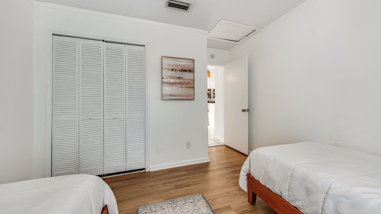 Photo of Bedroom in Golden Glades - The Woods