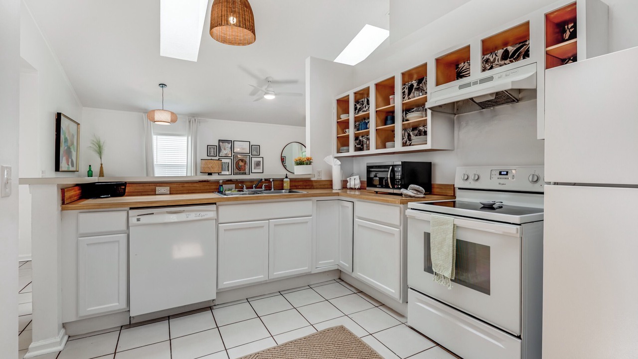 Photo of Kitchen in Golden Glades - The Woods