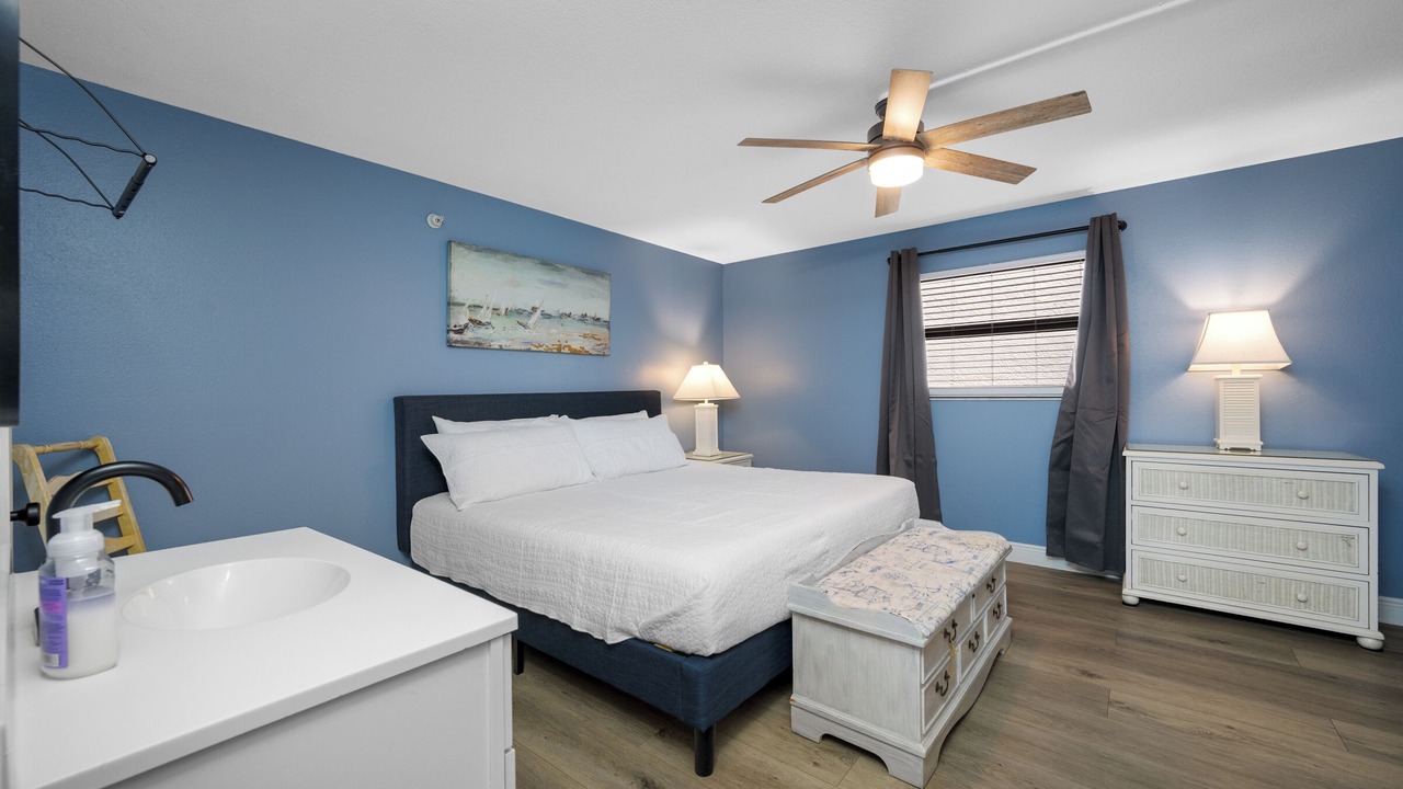 Photo of Bedroom in Madeira Beach