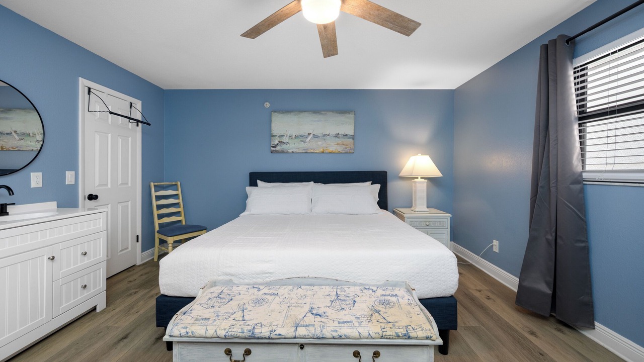 Photo of Bedroom in Madeira Beach