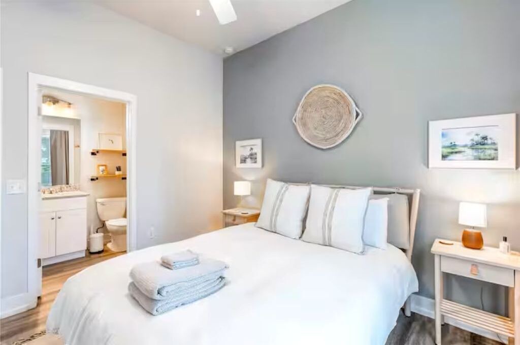 Photo of Bedroom in Pleasant Street