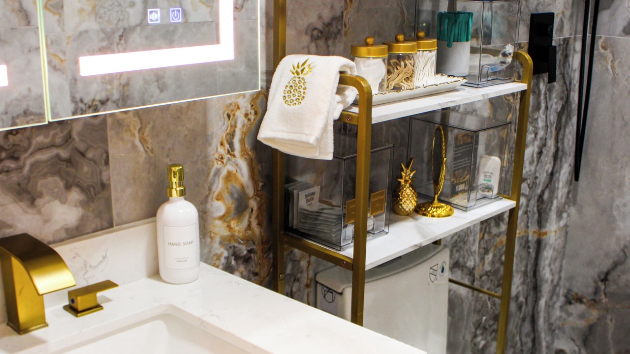 Photo of Bathroom in Ortona Park