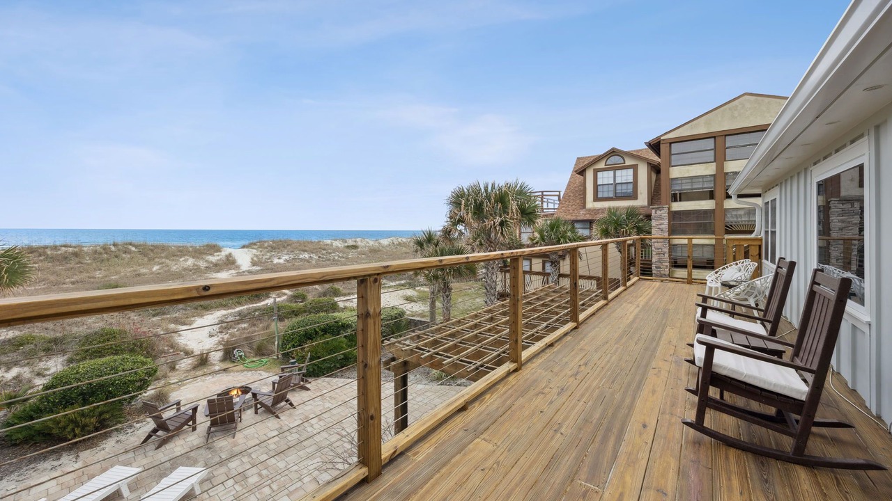Photo of Patio Balcony in American Beach