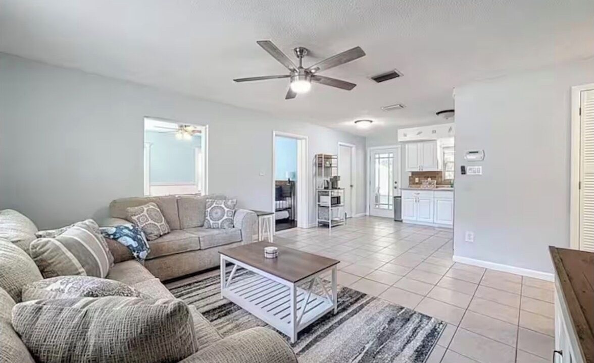 Photo of Livingroom in Crystal River