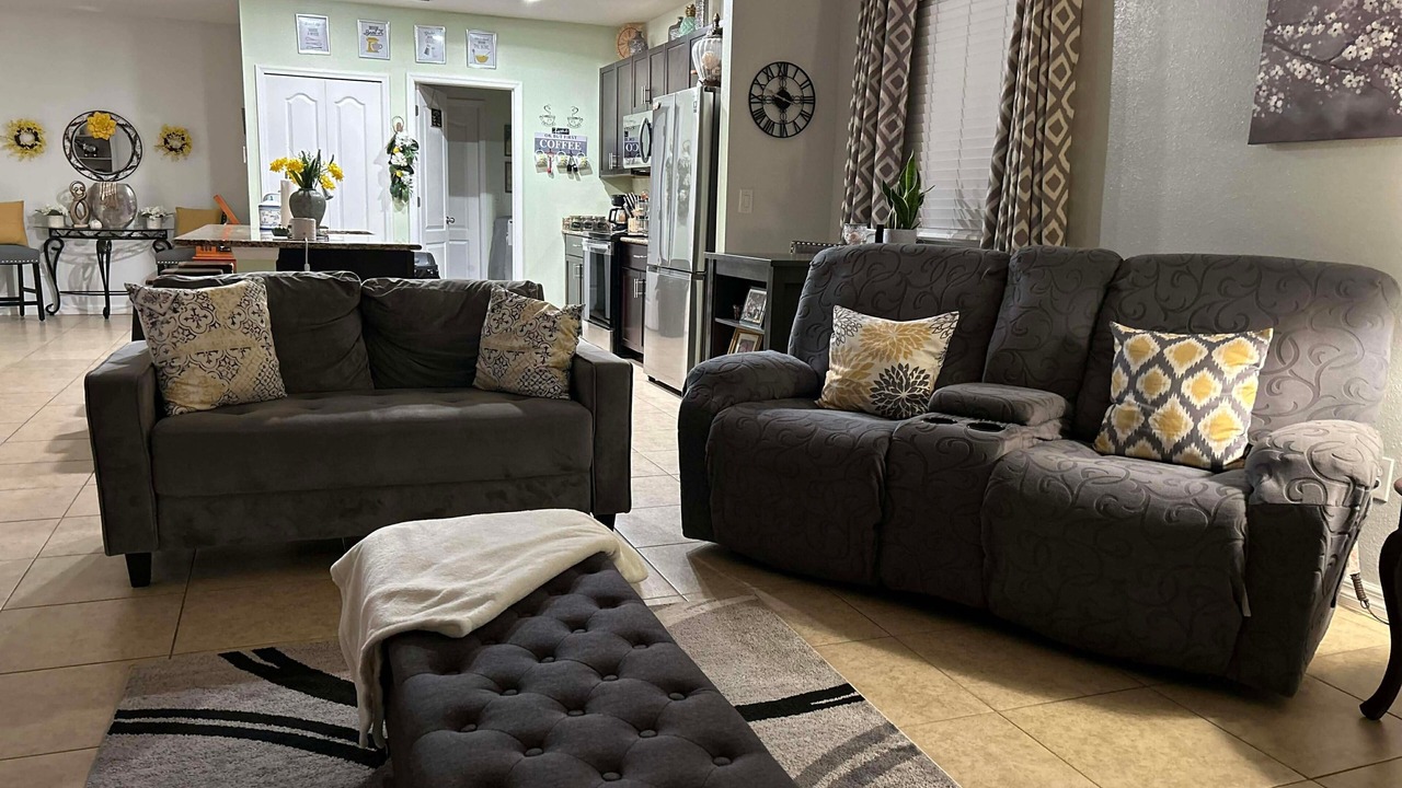 Photo of Livingroom in Brooksville