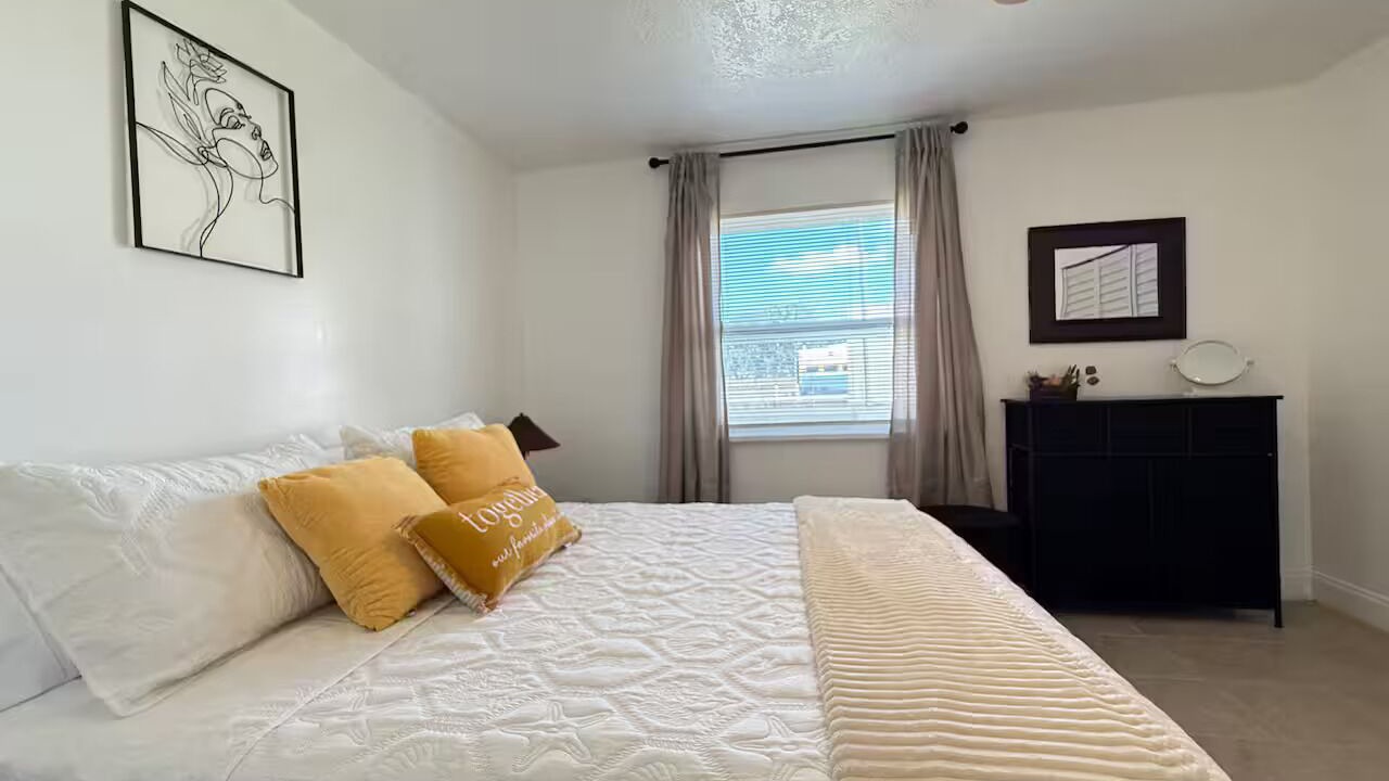 Photo of Bedroom in Campbell