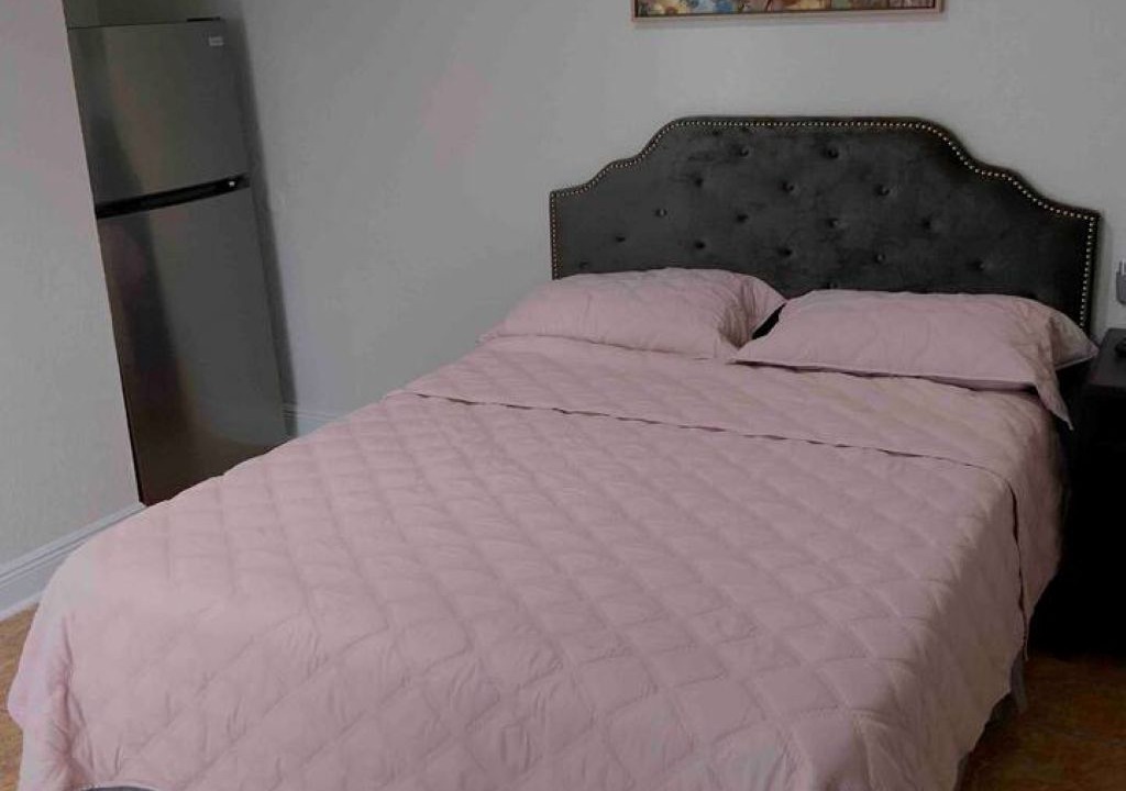 Photo of Bedroom in Embassy Hills