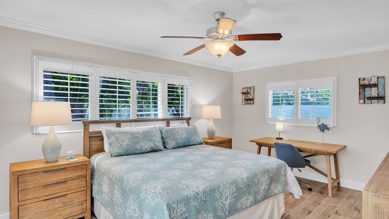 Photo of Bedroom in Holmes Beach