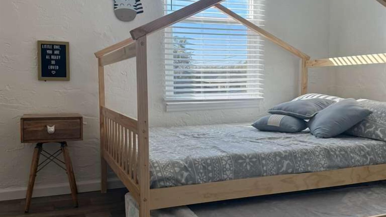 Photo of Bedroom in Brooksville