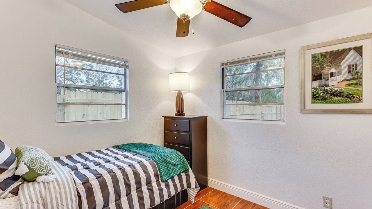 Photo of Bedroom in Bearss Plaza