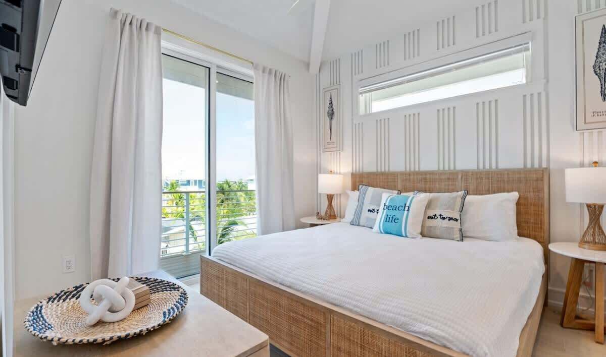 Photo of Bedroom in Bradenton Beach