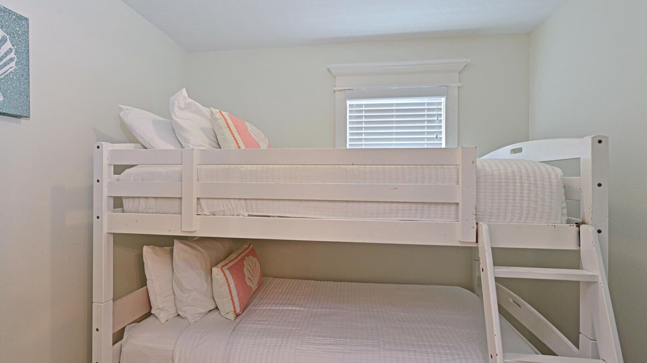 Photo of Bedroom in Bradenton Beach