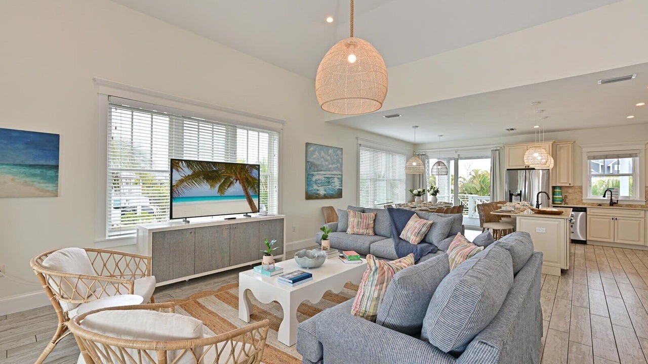 Photo of Livingroom in Bradenton Beach