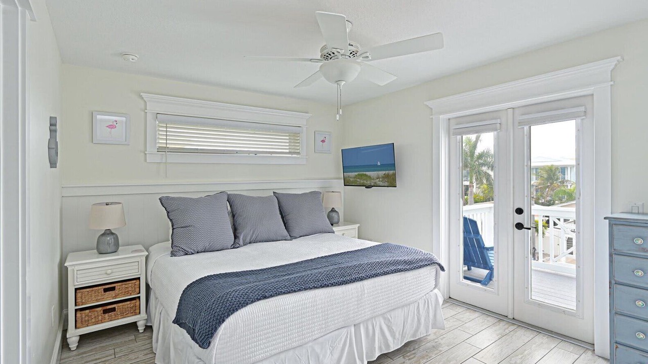 Photo of Bedroom in Bradenton Beach