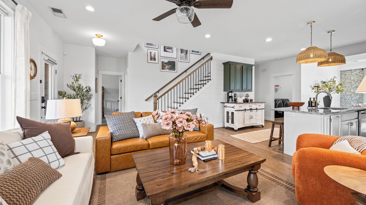 Photo of Livingroom in Taylors