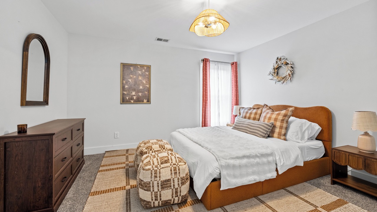 Photo of Bedroom in Taylors