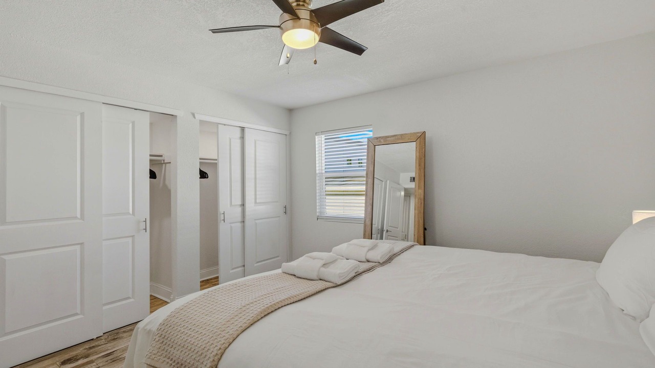 Photo of Bedroom in Swann Estates