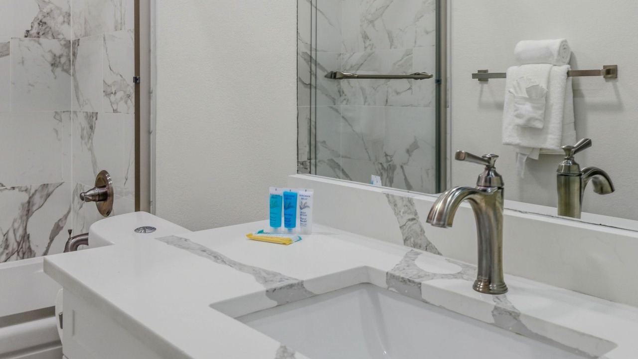 Photo of Bathroom in Swann Estates