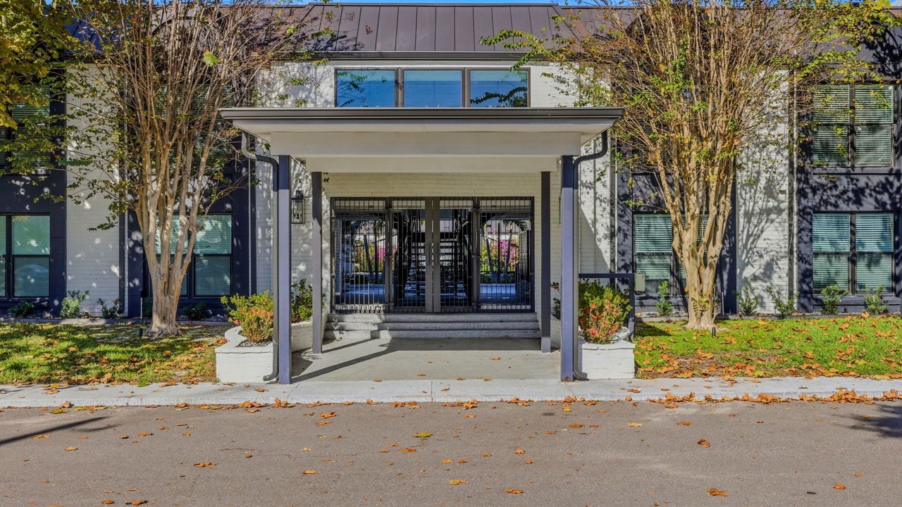 Photo of Outdoor in Swann Estates