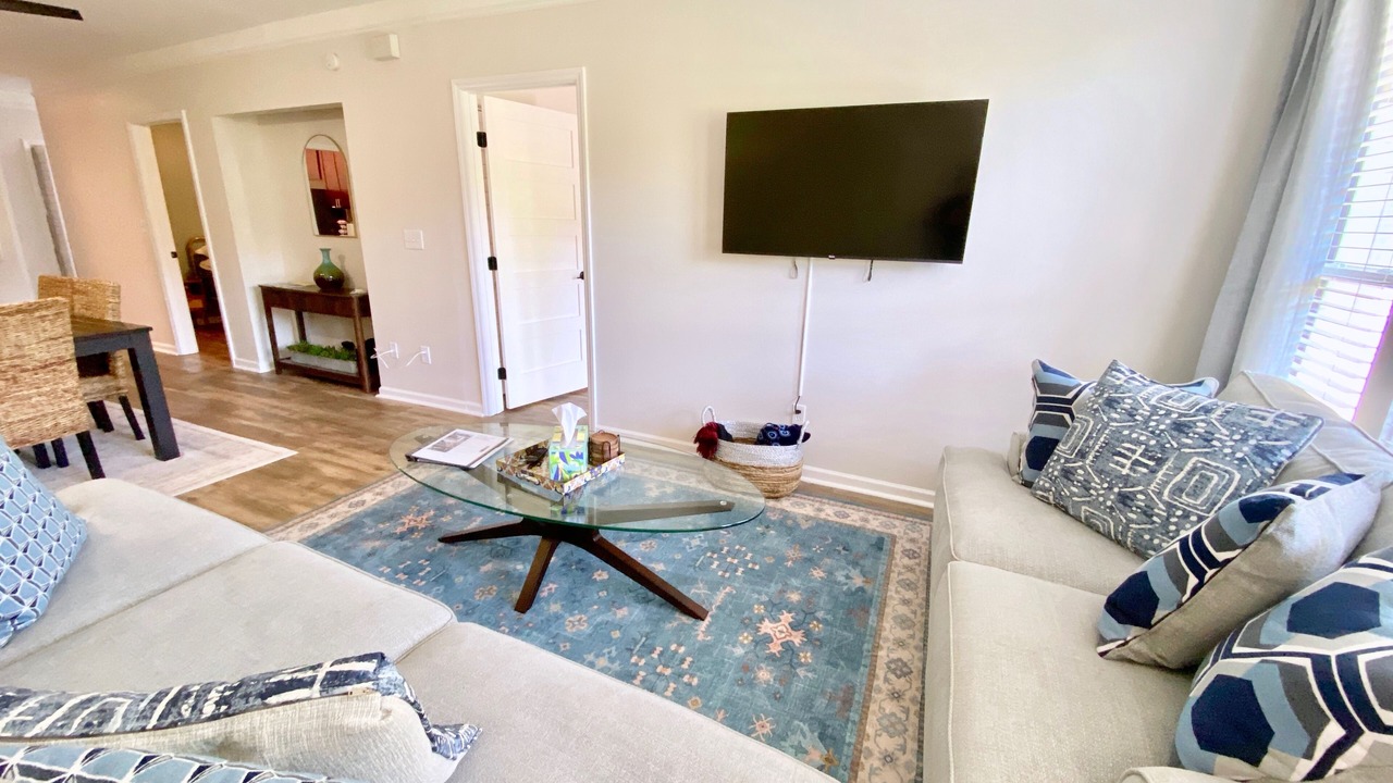 Photo of Livingroom in Greenville Downtown