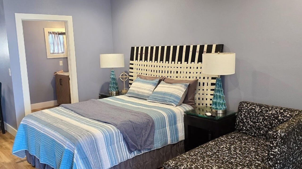 Photo of Bedroom in Howey-in-the-Hills