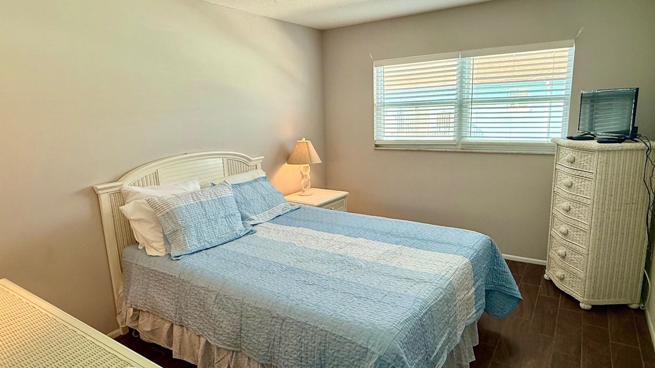 Photo of Bedroom in Bradenton Beach