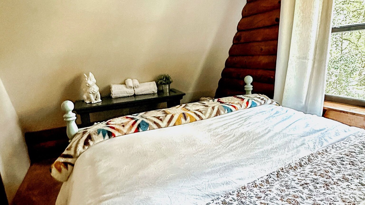 Photo of Bedroom in Floral City