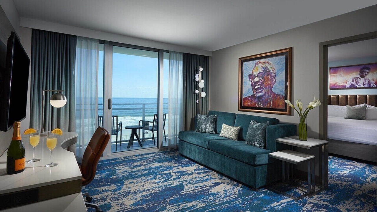 Photo of Livingroom in East Daytona