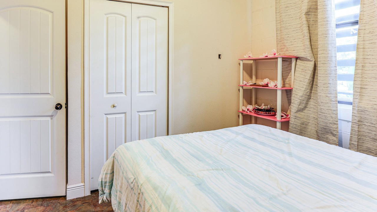 Photo of Bedroom in Tavares