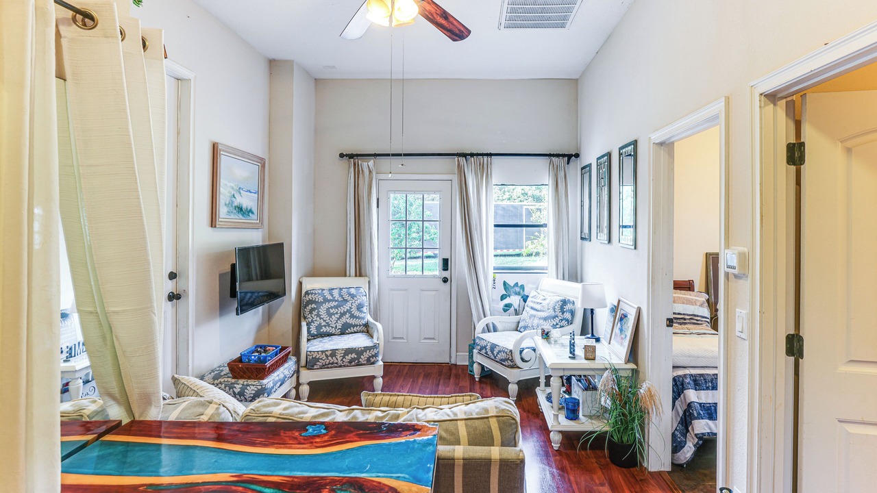 Photo of Livingroom in Tavares