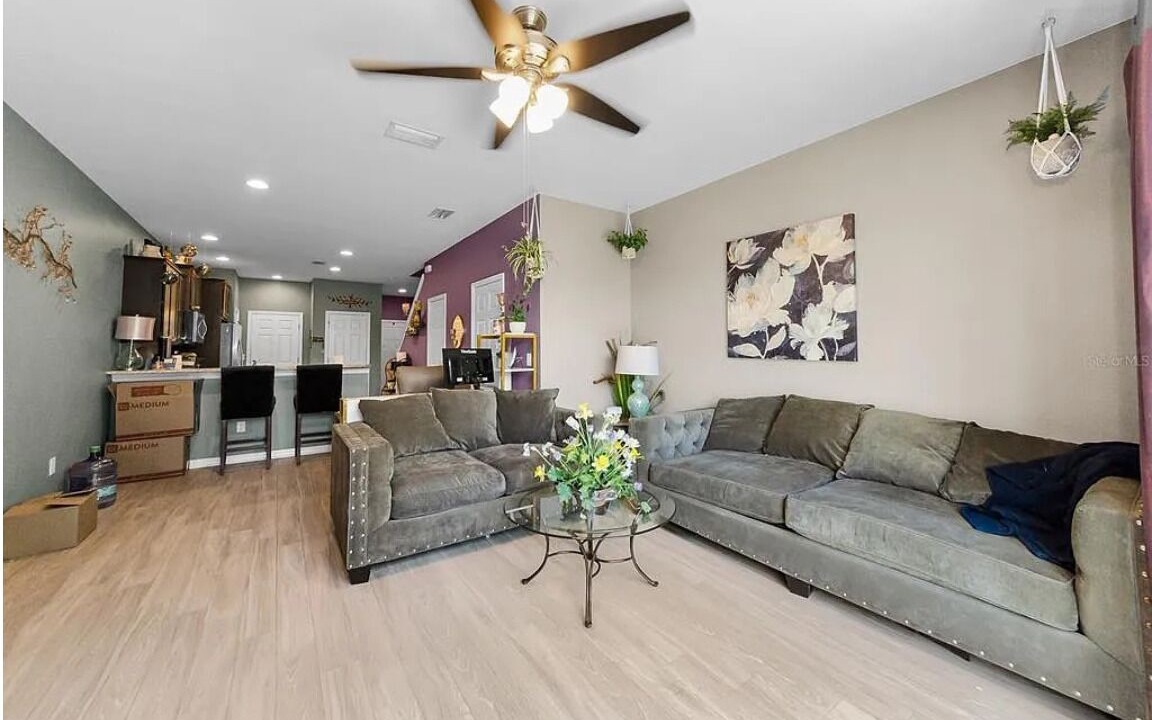 Photo of Livingroom in Greater Palm River Point CDC