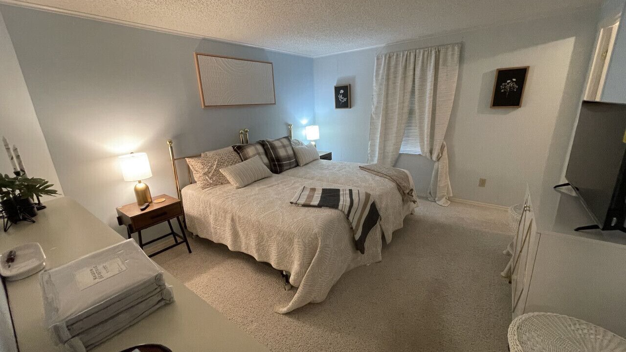 Photo of Bedroom in The Villages