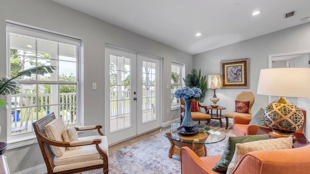 Photo of Livingroom in Florida Shores