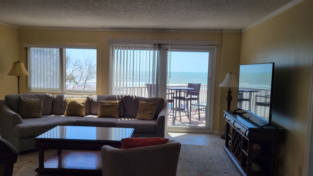 Photo of Livingroom in Indian Shores