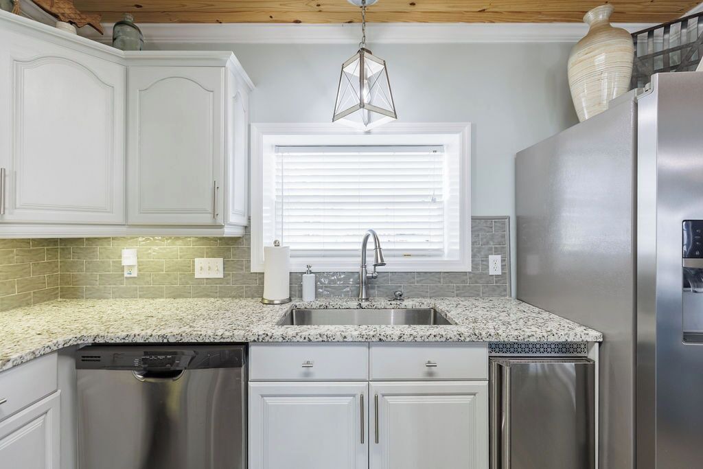 Photo of Kitchen in Lake Park