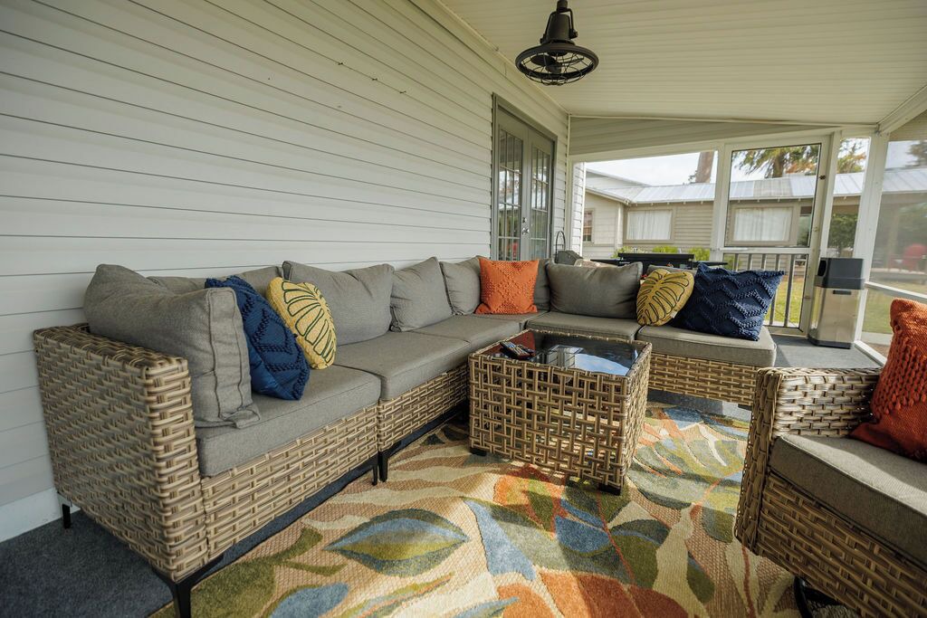 Photo of Livingroom in Lake Park