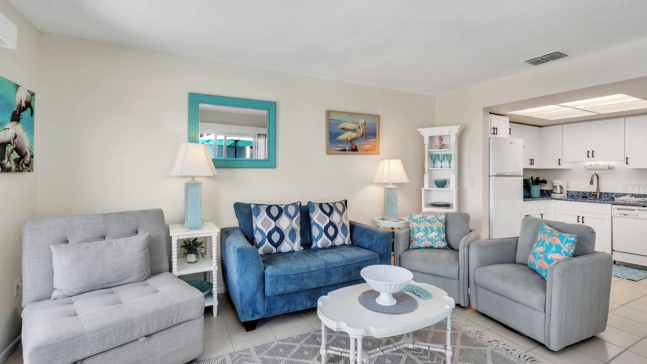 Photo of Livingroom in Holmes Beach