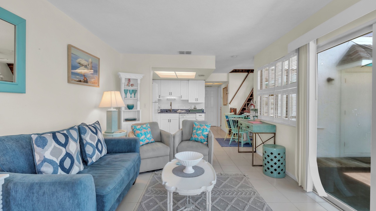 Photo of Livingroom in Holmes Beach