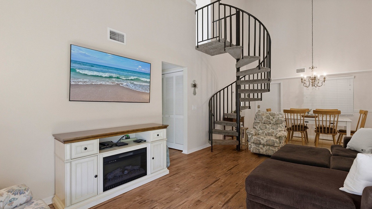 Photo of Livingroom in New Smyrna Beach