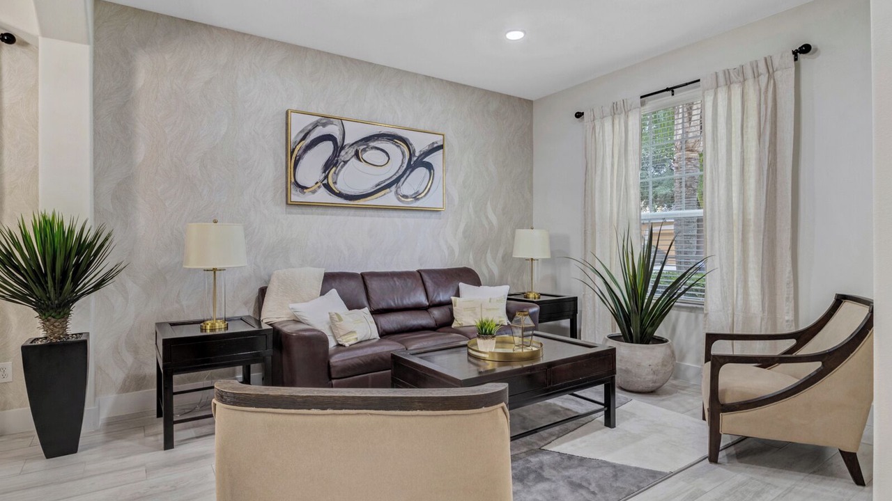 Photo of Livingroom in Watersong
