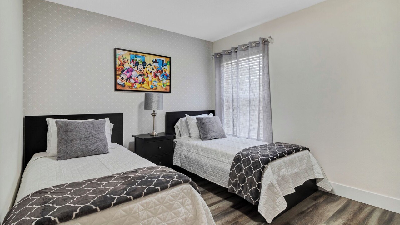 Photo of Bedroom in Watersong