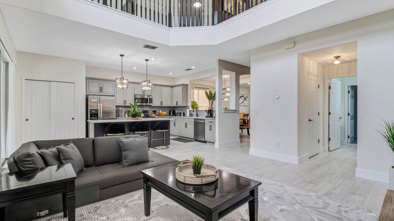 Photo of Livingroom in Watersong