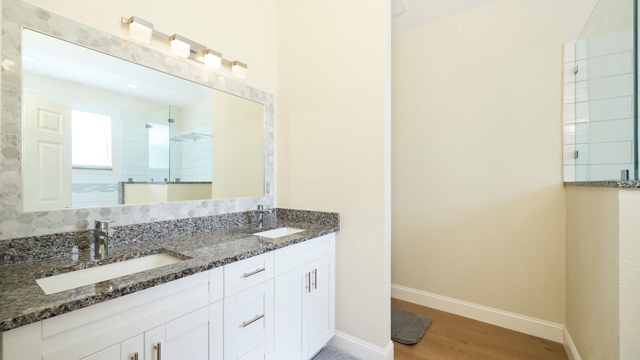 Photo of Bathroom in Valrico
