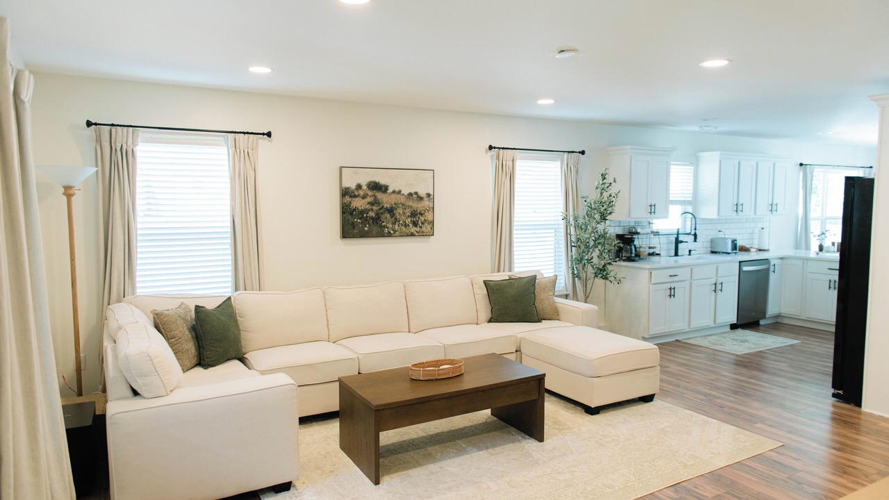 Photo of Livingroom in Greer