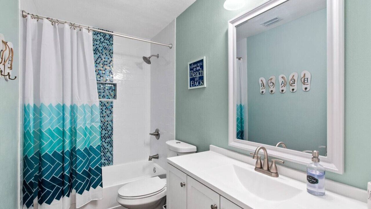 Photo of Bathroom in Palm Harbor